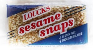 Loucks Sesame Snaps // Simple lightweight backpacking food ideas from breakfast to dinner. These are delicious, easy to prepare & require little cleanup.
