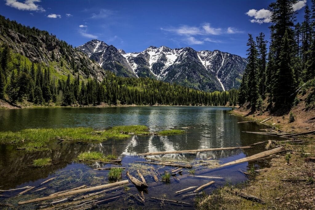 Spud Potato Lake // Learn about the best fall hikes in Southwest Colorado near Durango, Telluride, and Great Sand Dunes National Park with trail stats and more.