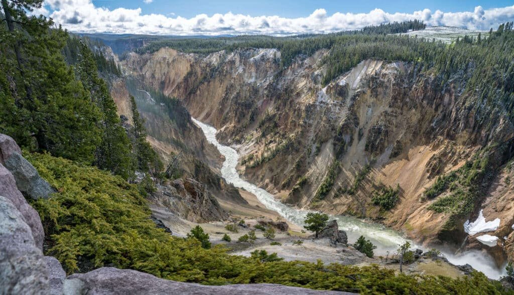 View from Inspiration Point in Yellowstone National Park over the Grand Canyon of Yellowstone and Yellowstone River