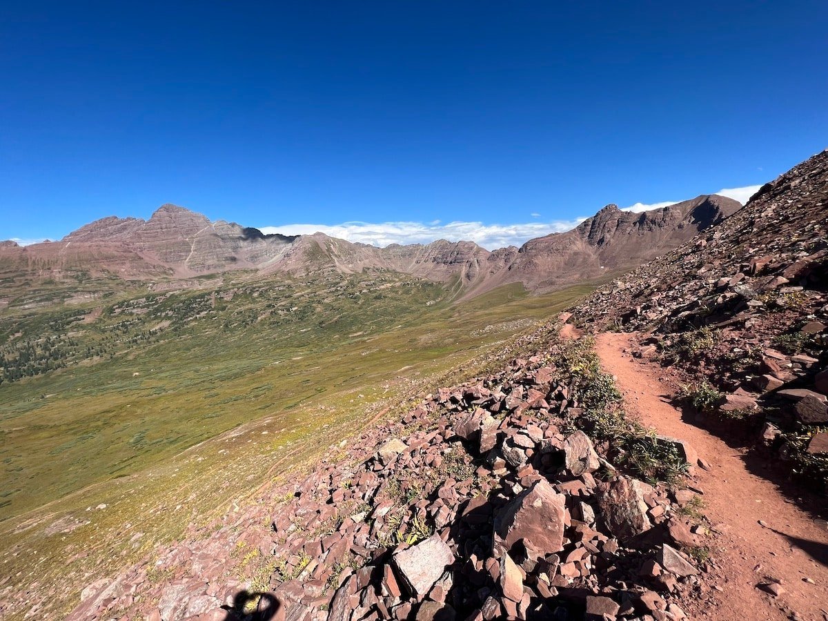 Top of Frigid Air Pass on the Four Pass Loop trail.